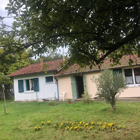 Petite Maison Rustique Et Atypique Casa de Férias Hourtin