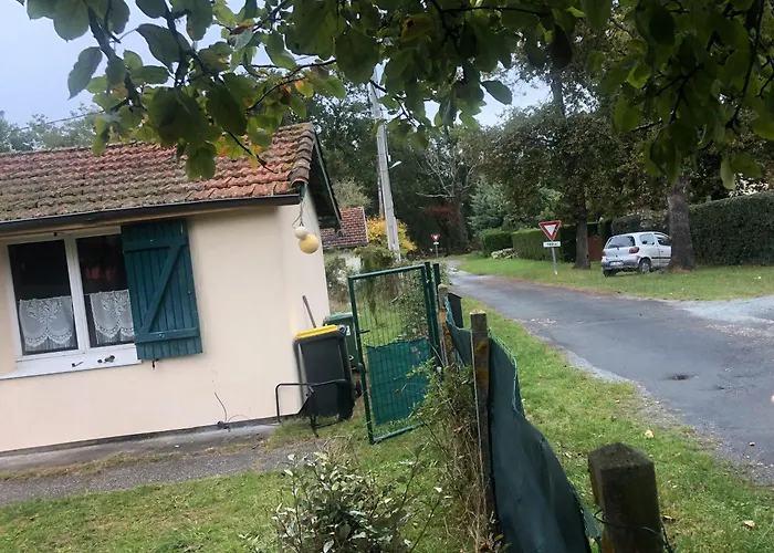 Petite Maison Rustique Et Atypique Semesterbostad *